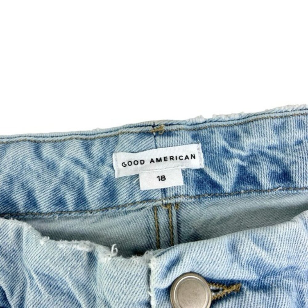 Good American Good Boy High Rise Distressed Jeans in Light Wash - Picture 3 of 5